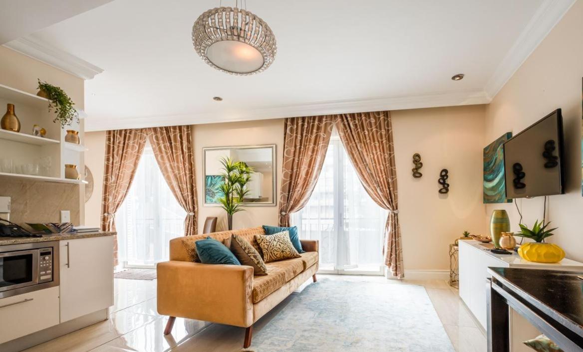 Luxury Apartment, Near V&A Waterfront And Cpt Stadium Kapstaden Exteriör bild