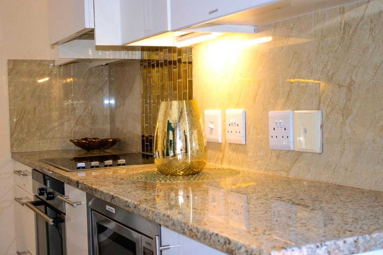 Luxury Apartment, Near V&A Waterfront And Cpt Stadium Kapstaden Exteriör bild