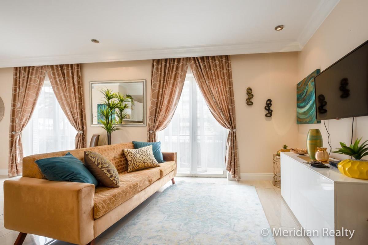 Luxury Apartment, Near V&A Waterfront And Cpt Stadium Kapstaden Exteriör bild