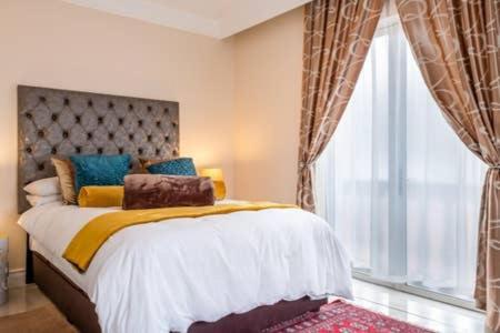 Luxury Apartment, Near V&A Waterfront And Cpt Stadium Kapstaden Exteriör bild